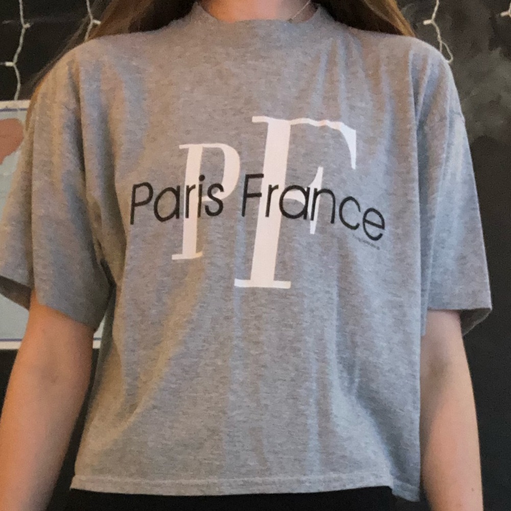 Cropped “Paris France” t-shirt